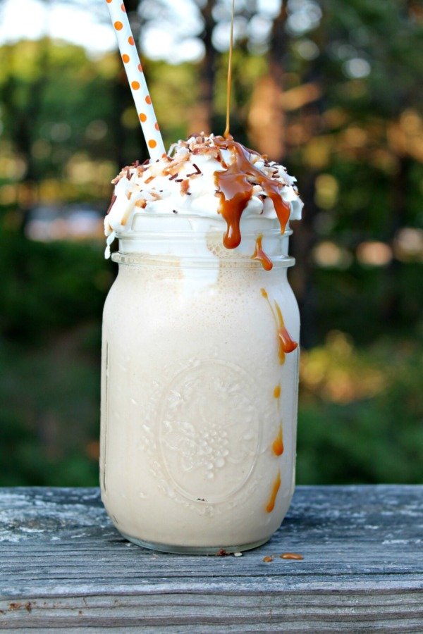 Caribbean-Coconut-and-Espresso-Milkshake-02